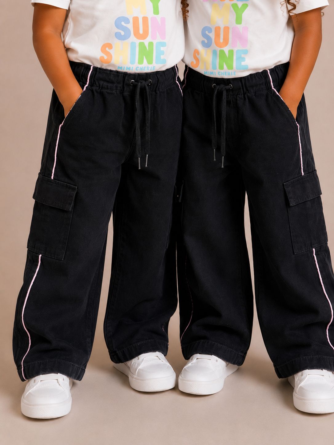 Calça Manu infantil com 3 modelos exclusivos
