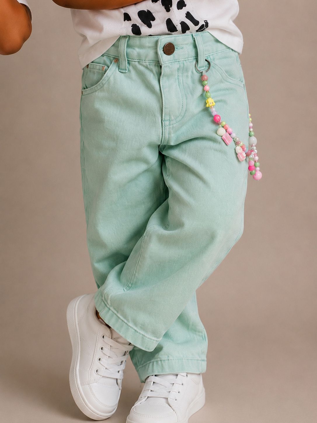 Calça Leona infantil em jeans com 3 modelos exclusivos